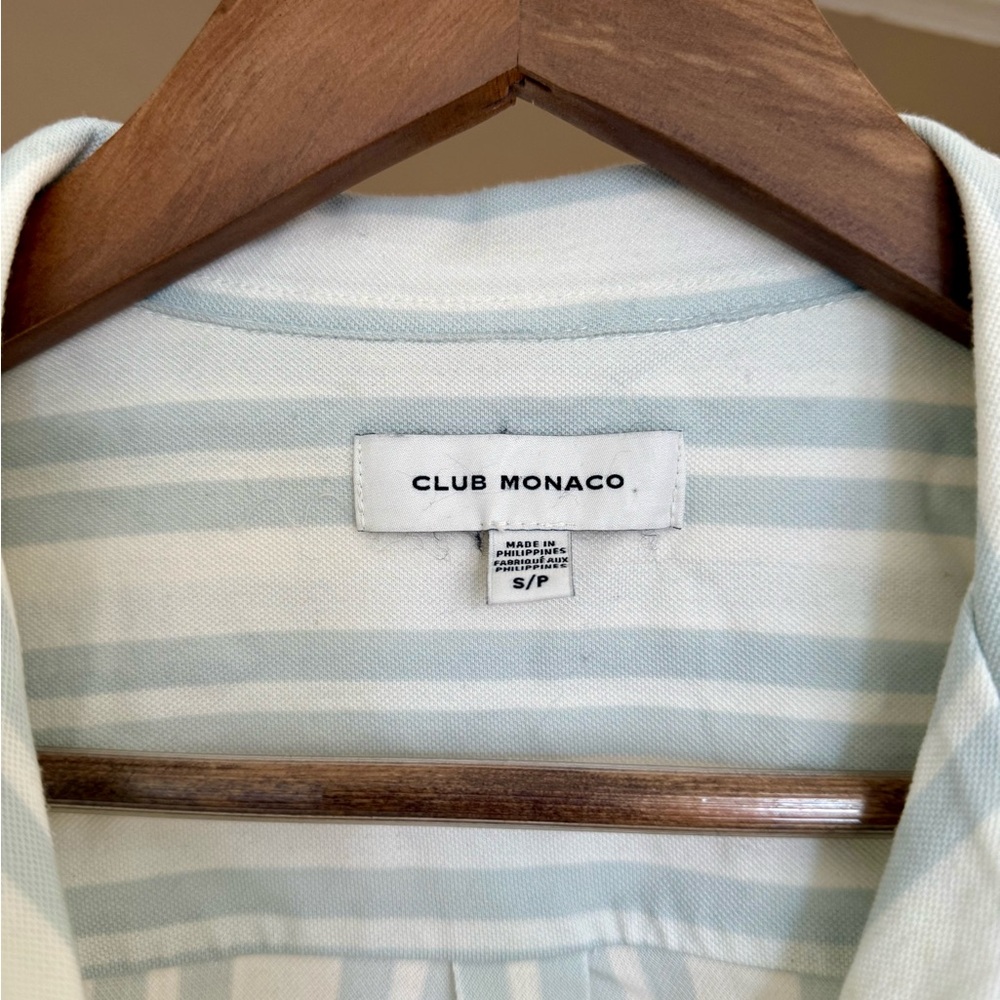 Club Monaco White and Blue Casual Button Down Shirt - Picture 3 of 3